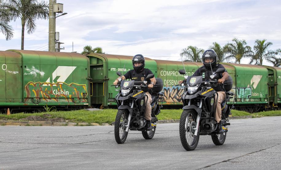 Com maior mobilidade, novas motos reforçam segurança nos portos do Paraná Foto: Claudio Neves/Portos do Paraná