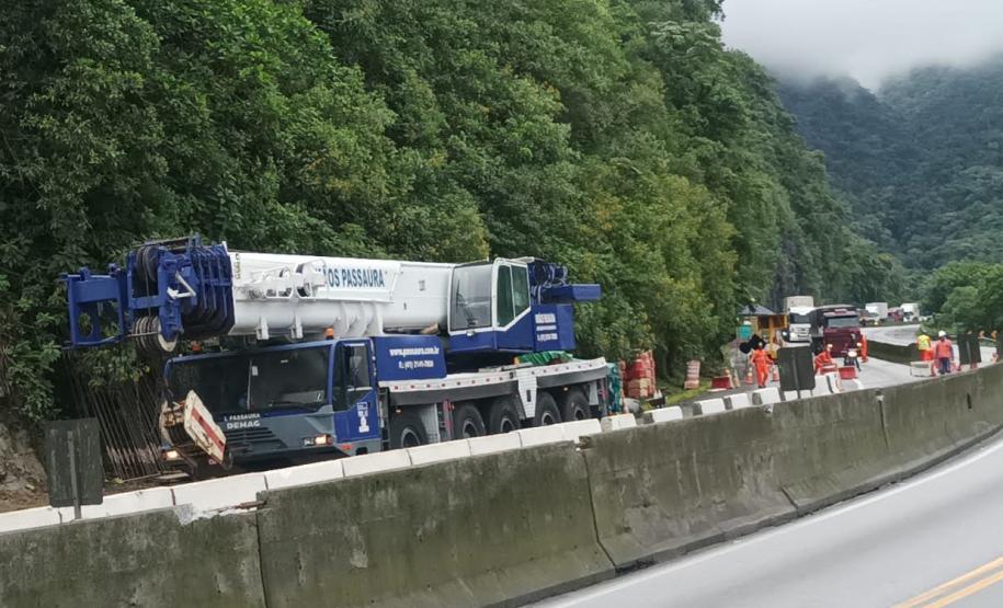 DER/PR chega à fase final das obras no km 41 da BR-277, no Litoral Foto: DER