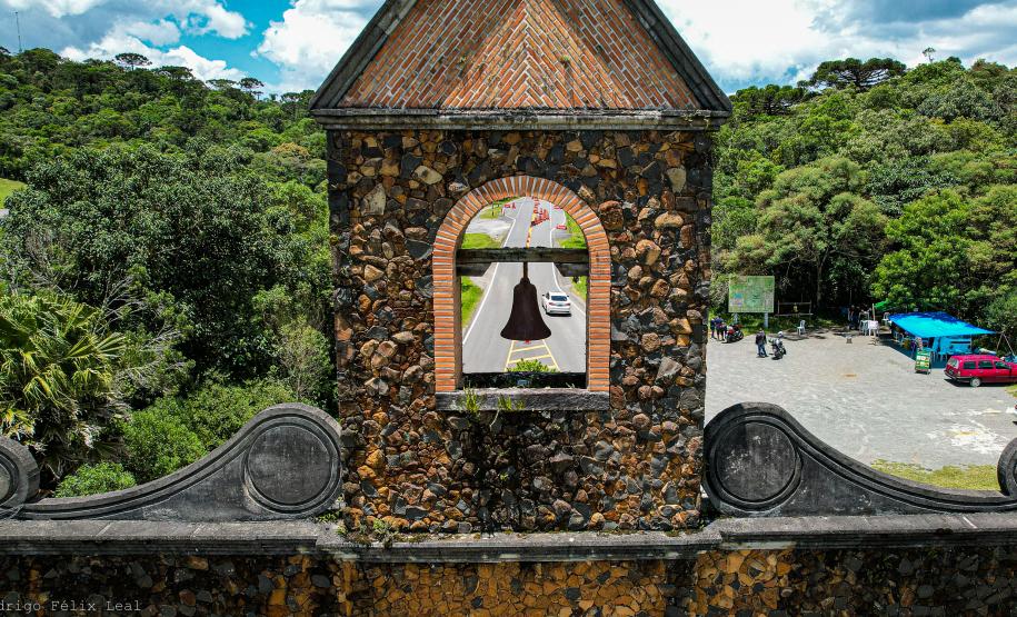 Com ação rápida após as chuvas, Estado volta a liberar tráfego na Estrada da Graciosa  Foto: Rodrigo Félix Leal / SEIL