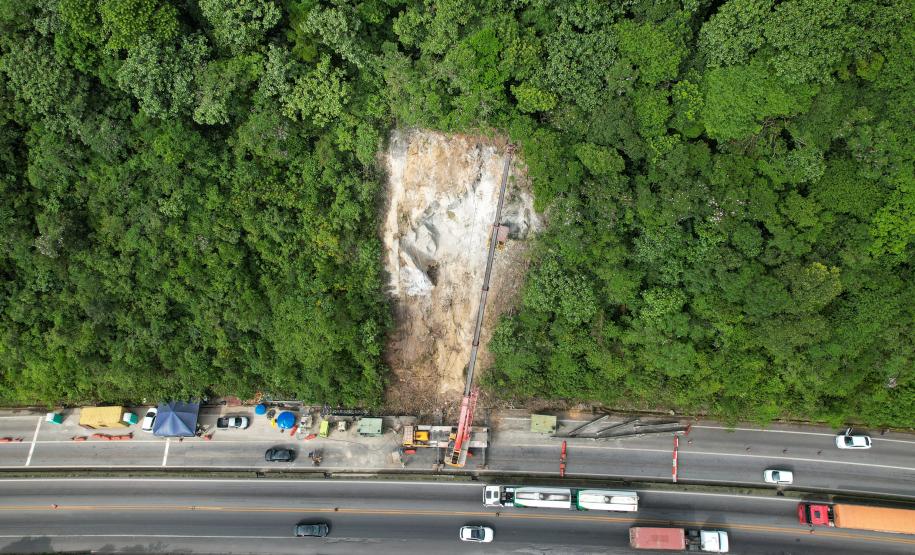 Para melhorar tráfego, BR-277 na Serra do Mar ficará sem guindastes durante o Carnaval Foto: Rodrigo Félix Leal/SEIL