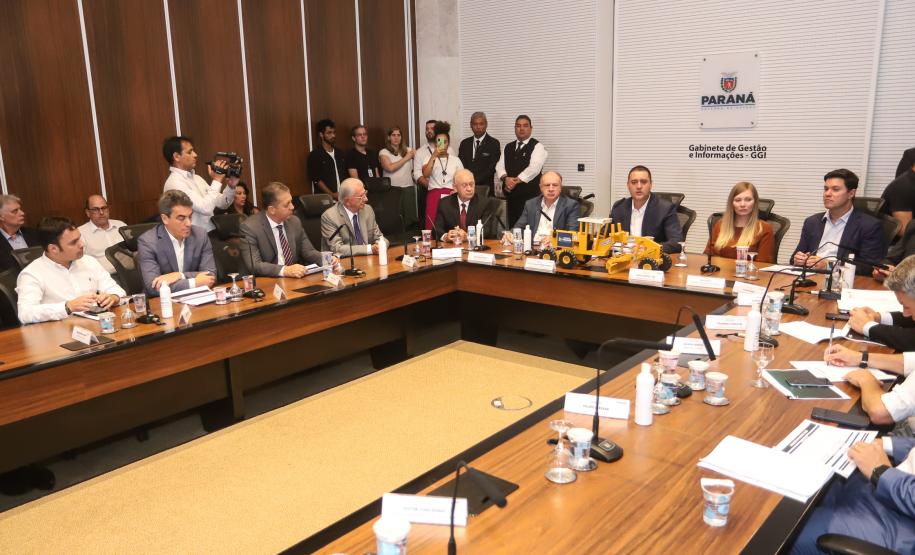 Governador anuncia pacote de obras de infraestrutura de R$ 3,4 bilhões. Na foto, projeto do corredor Metropolitano de Curitiba. Foto: Rodrigo Félix Leal / SEIL