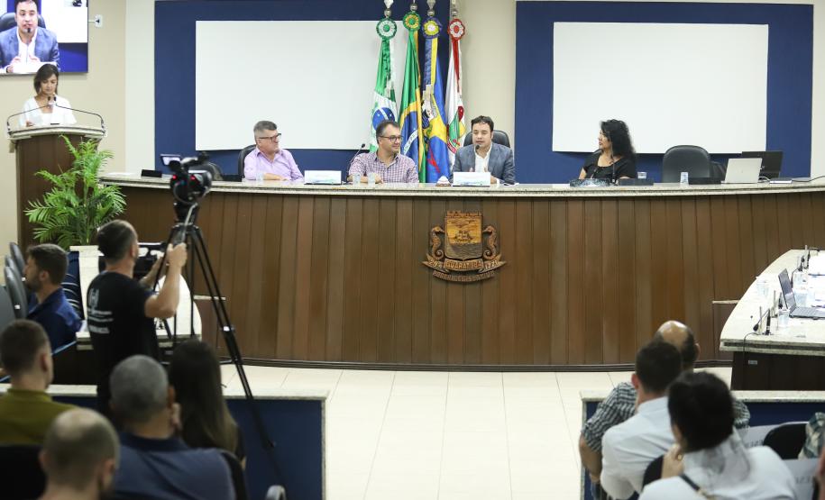 Em audiência pública, DER/PR debate contratação para travessia do ferry-boat de Guaratuba Foto: Rodrigo Felix Leal/SEIL