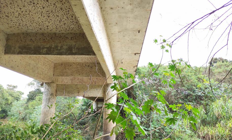 Ponte Ribeirão Grande PRC-272 em Pinhalão