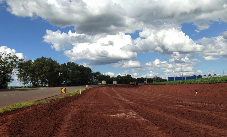 Mesmo com chuvas constantes, duplicação entre Maringá e Iguaraçu avança Foto: DER