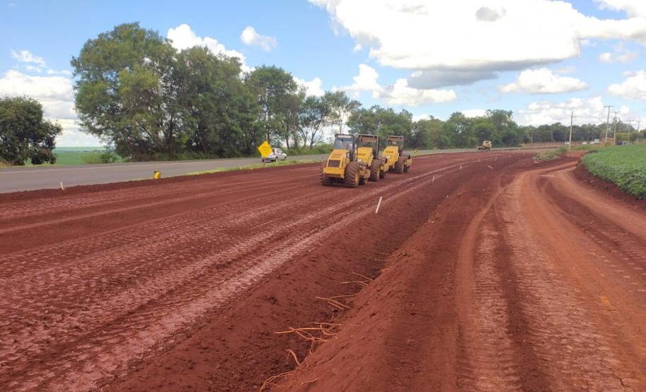 Mesmo com chuvas constantes, duplicação entre Maringá e Iguaraçu avança Foto: DER