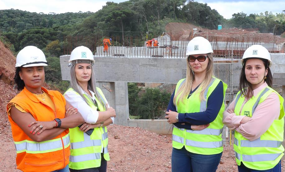 Engenheiras DER/PR Foto: Rodrigo Félix Leal/SEIL
