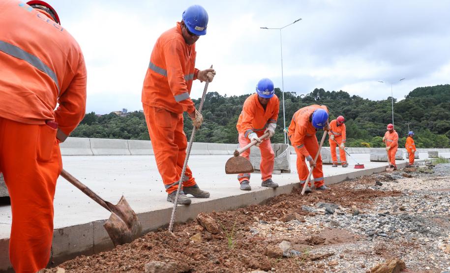 Obra na Rodovia dos Minérios tem avanços na construção de viadutos e pontes Foto: Rodrigo Félix Leal/SEIL-PR