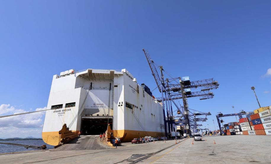 Porto de Paranaguá entra na rota de mais uma linha do grupo italiano Grimaldi Foto: Claudio Neves/Portos do Paraná