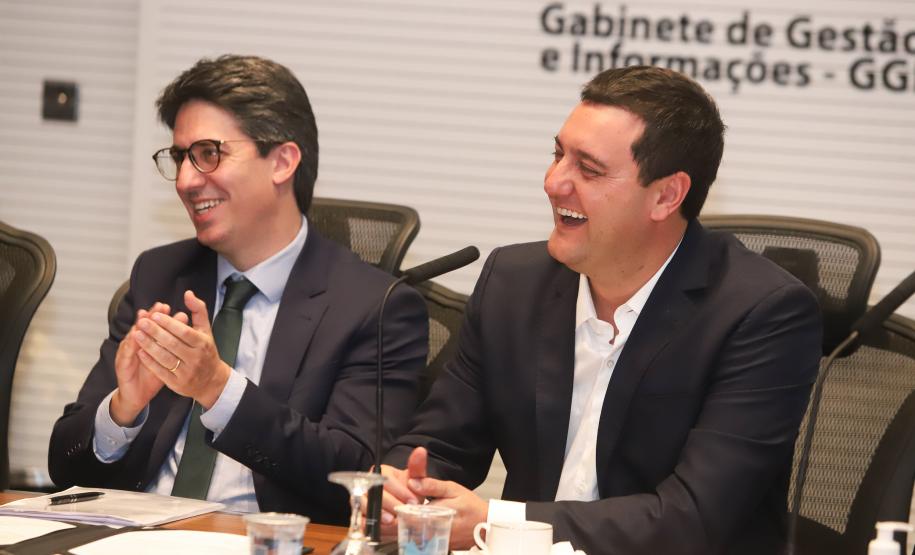 O Governador Carlos Massa Ratinho Junior anunciou a emissão da licença ambiental prévia para a construção da Ponte de Guaratuba, no Litoral do Paraná. Foto: Rodrigo Félix Leal / SEIL