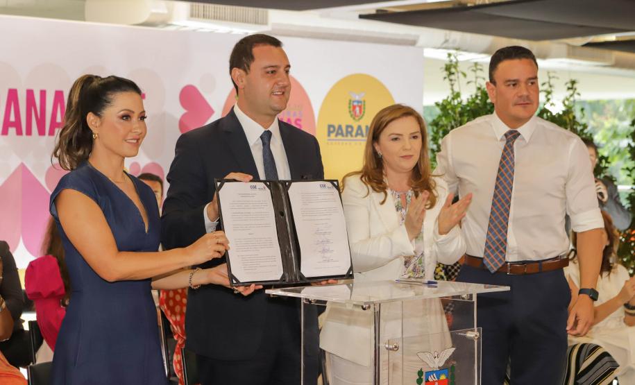 21-02-2023 - O governador Carlos Massa Ratinho Junior anunciou nesta terça-feira (21) um pacote de ações do Governo do Estado focadas na promoção da igualdade de gênero e combate à violência contra a mulher.  Foto: Roberto Dziura Jr/AEN