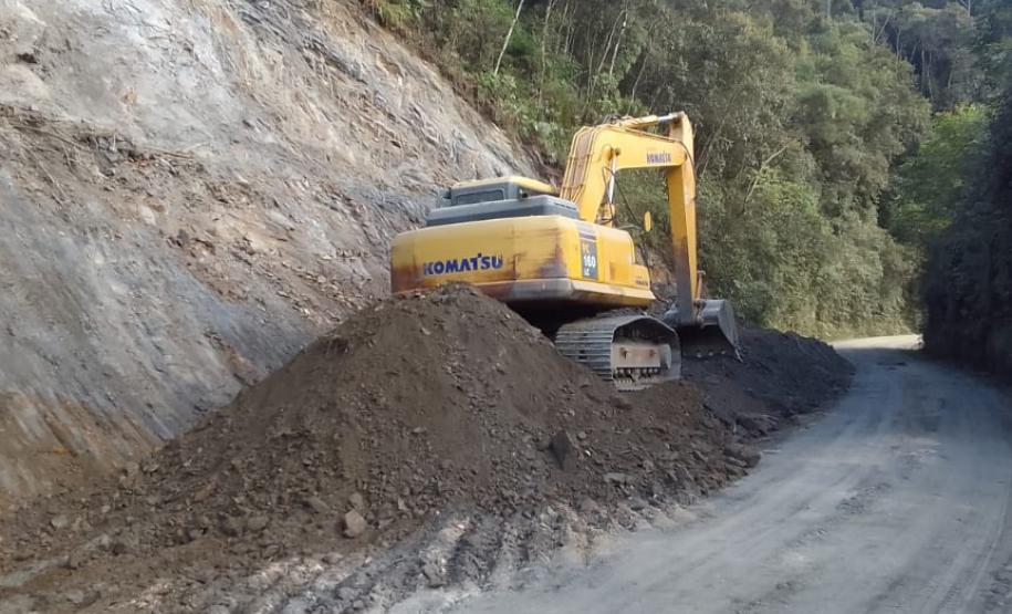 Conservação rodovia não pavimentada RMC Foto: DER