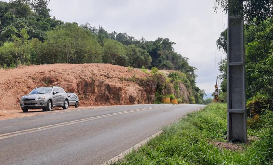 Estabilização de talude em União da Vitória Foto: DER