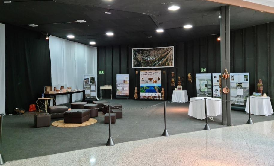 Pesquisas arqueológicas da Ponte da Integração são apresentadas em exposição Foto: DER-PR