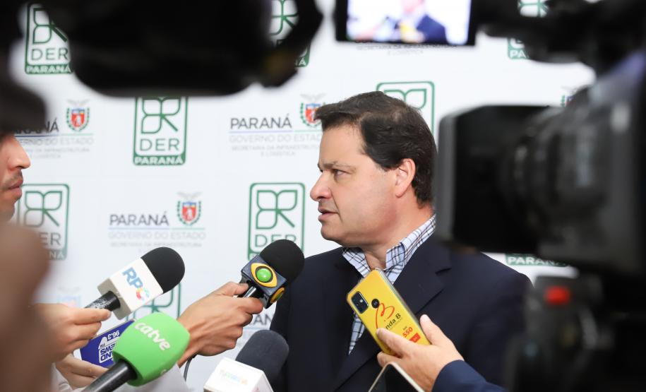 O secretário estadual de Infraestrutura e Logística do Paraná, Sandro Alex, explicou os detalhes das concessões. Foto: Rodrigo Félix Leal / SEIL
