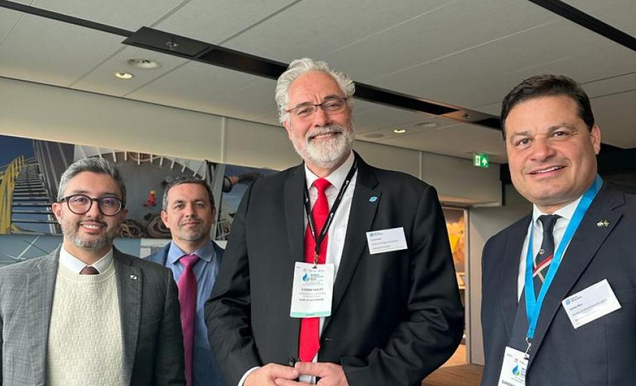 A assinatura do memorando de entendimento faz parte do programa de colaboração “Green Ports Partnership”, que terá duração de três anos.