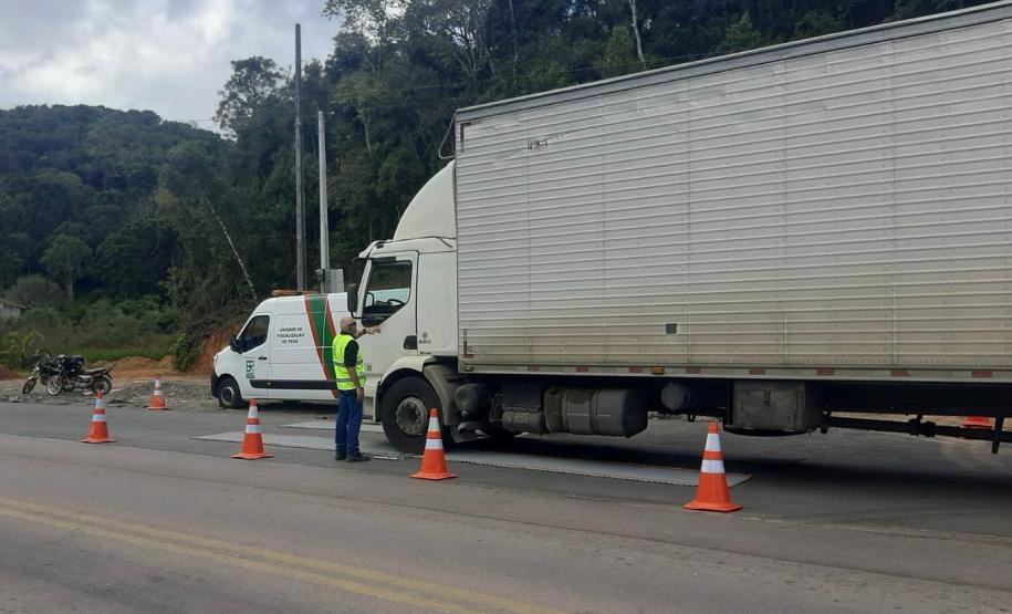 Nova balança rodoviária em Piên melhora segurança na divisa com Santa Catarina Foto: DER