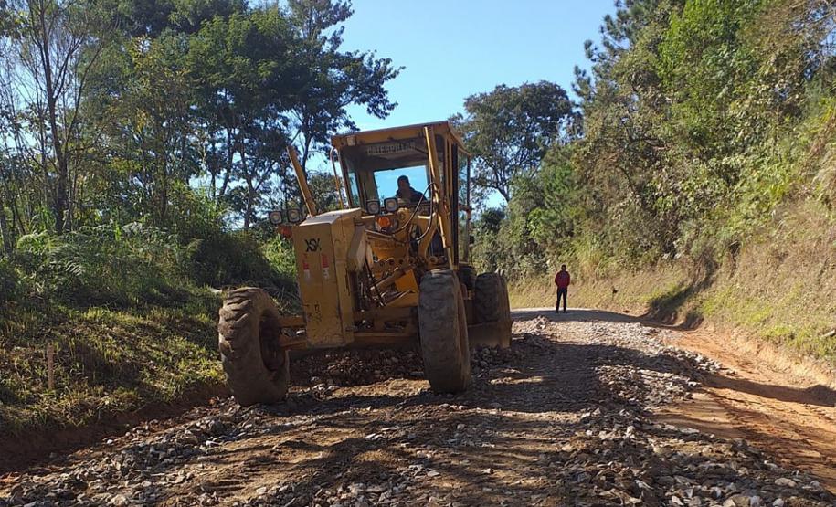 Vias rurais do Vale do Ribeira tem conservação garantida até 2025 Foto: DER-PR