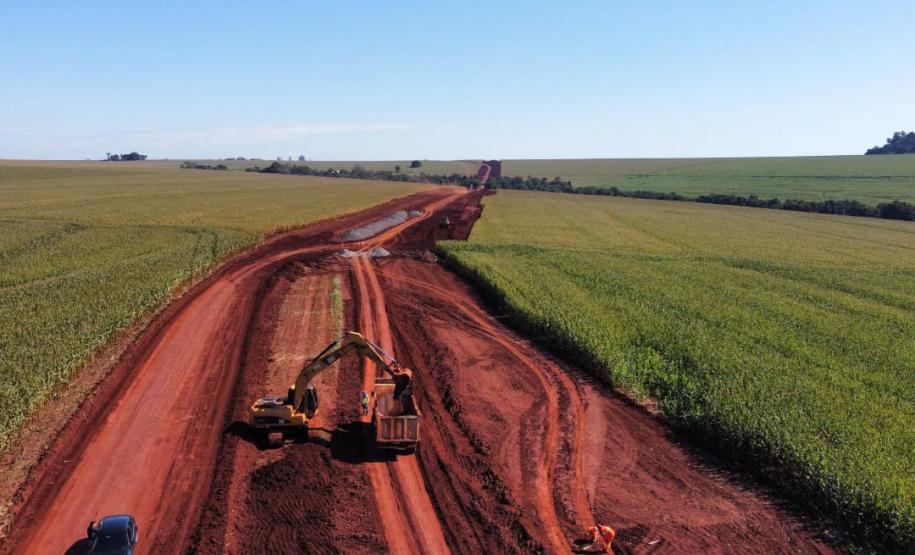O governador Carlos Massa Ratinho Junior visita nesta terca-feira (20) a obra de Pavimentação PR-239 - Toledo e Assis Chateaubriand - 20/06/2022 - Foto: Geraldo Bubniak/AEN