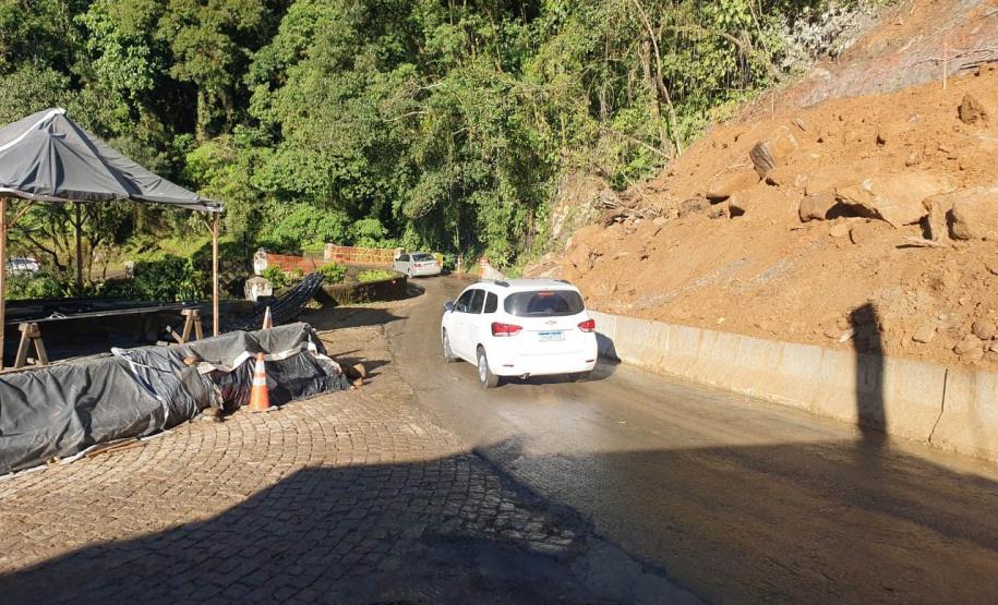 DER/PR reabre Estrada da Graciosa; trecho permanece em obras Foto: DER