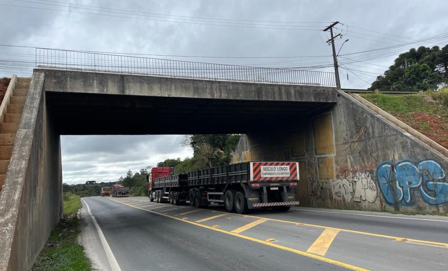 Viaduto Newton Laporte em Curitiba Foto: DER