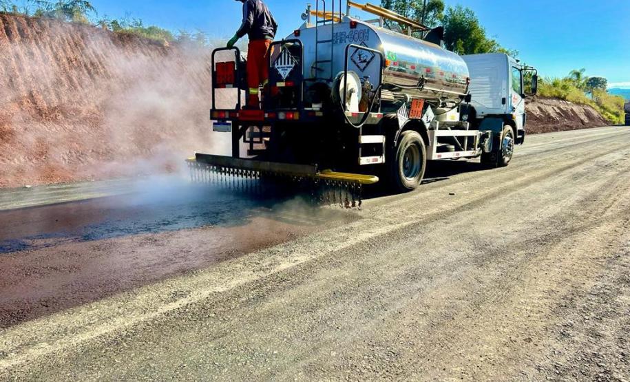 Com novo trecho liberado, duplicação da PR-445 atua de Mauá da Serra a Lerroville Foto: DER-PR