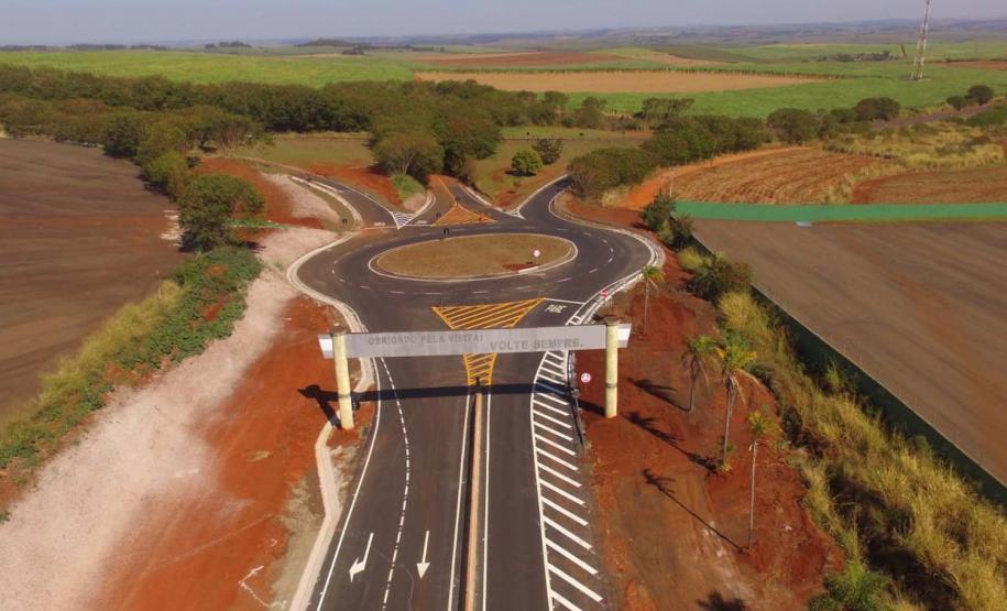 Nova passarela de Bandeirantes, na região Norte, deve ser concluída ainda em julho Foto: DER