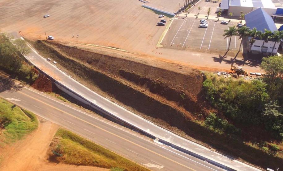 Nova passarela de Bandeirantes, na região Norte, deve ser concluída ainda em julho Foto: DER