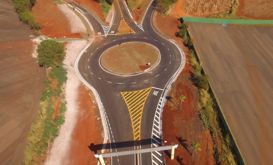 Nova passarela de Bandeirantes, na região Norte, deve ser concluída ainda em julho Foto: DER