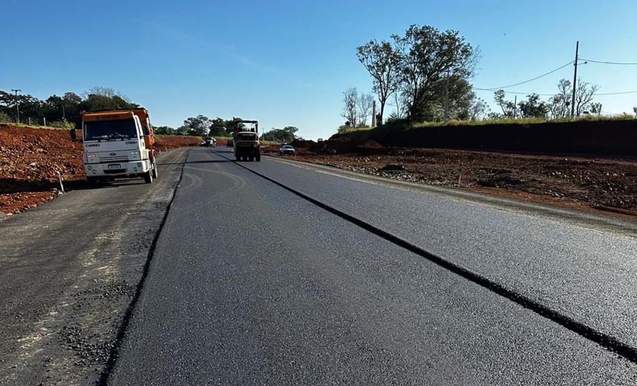 Perimetral Leste de Foz do Iguaçu tem primeiro segmento pavimentado - Pavimentação acesso ao Marcos das Três fronteiras Foto: DER-PR