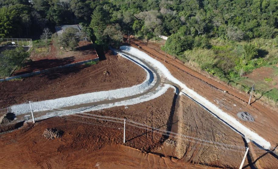 Perimetral Leste de Foz do Iguaçu tem primeiro segmento pavimentado - Pavimentação acesso ao Marcos das Três fronteiras Foto: DER-PR