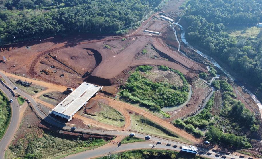 Perimetral Leste de Foz do Iguaçu tem primeiro segmento pavimentado - Pavimentação acesso ao Marcos das Três fronteiras Foto: DER-PR