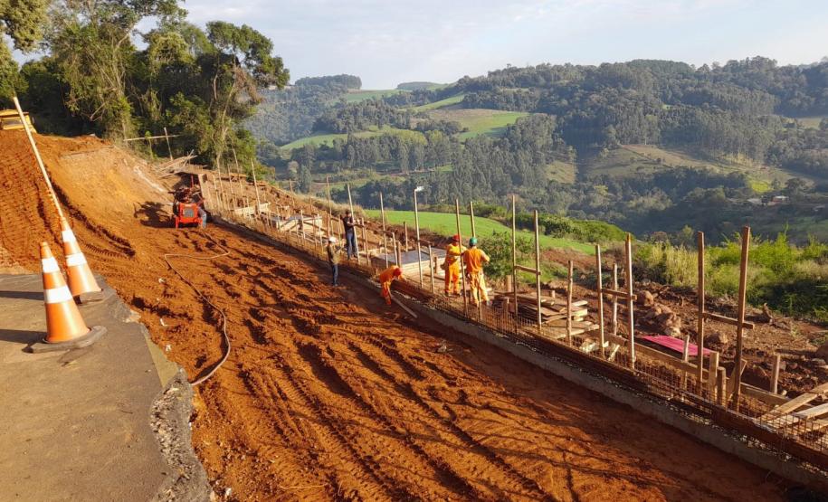 Recuperação de rodovia em Salgado Filho deve ser concluída em outubro Foto: DER-PR