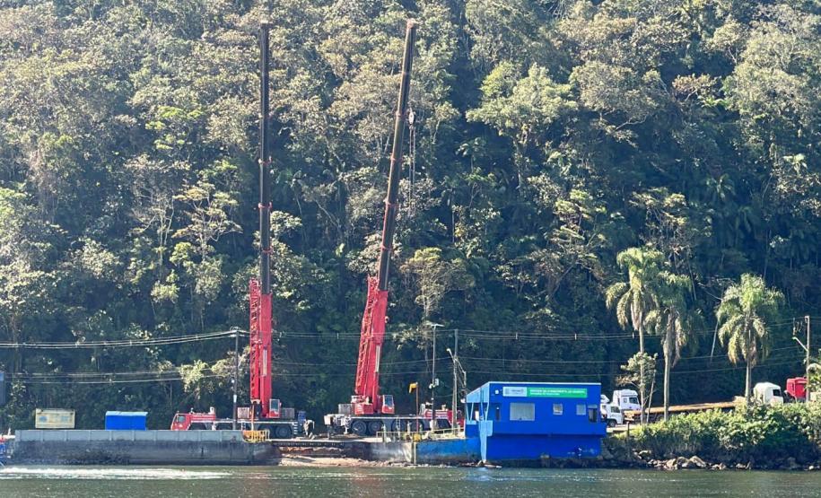 Substituição de ponte flutuante na travessia do Ferry Boat de Guaratuba Foto: DER-PR