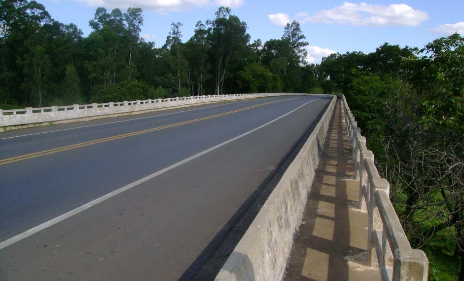 Homologada a licitação para reformar pontes, galeria e viaduto em Jacarezinho e região Foto: DER