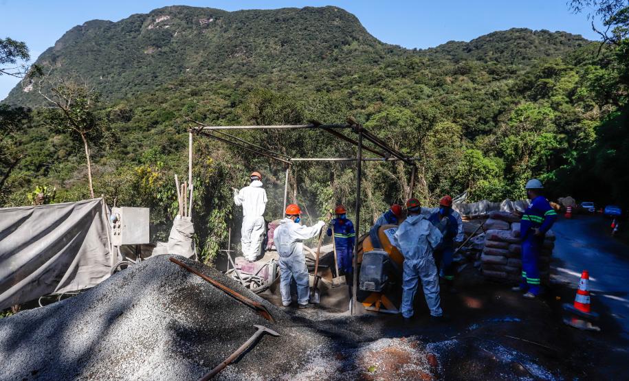 Obras na Graciosa avançam, e primeiros trechos podem ficar prontos este mês Foto: Rodrigo Félix Leal/SEIL