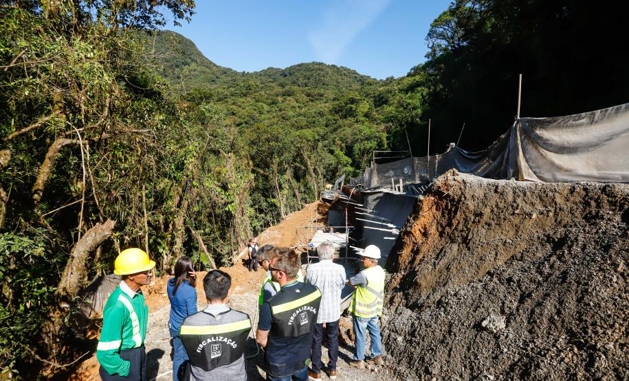 Obras na Graciosa avançam, e primeiros trechos podem ficar prontos este mês Foto: Rodrigo Félix Leal/SEIL