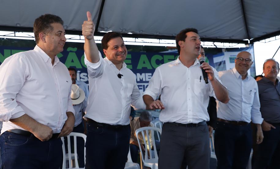 Governador inaugura nova pavimentação do acesso ao santuário de Joaquim Távora Foto: Rodrigo Félix Leal / SEIL