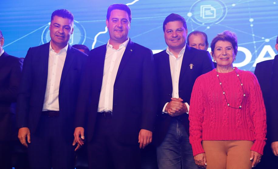 Mais agilidade, transparência e eficiência no planejamento e na execução das obras públicas. Com o objetivo de difundir estas boas práticas por todos os municípios, o governador Carlos Massa Ratinho Junior lançou nesta segunda-feira (21), no Museu Oscar Niemeyer, a Jornada BIM Paraná. Foto: Rodrigo Félix Leal / SEIL