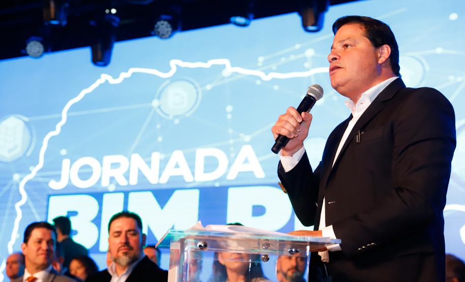 Segundo o secretário estadual de Infraestrutura e Logística, Sandro Alex, o Paraná foi o primeiro estado do Brasil a adotar a metodologia BIM e a estendê-la em um programa estadual a todos os municípios. Foto: Rodrigo Félix Leal / SEIL