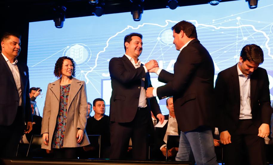 Mais agilidade, transparência e eficiência no planejamento e na execução das obras públicas. Com o objetivo de difundir estas boas práticas por todos os municípios, o governador Carlos Massa Ratinho Junior lançou nesta segunda-feira (21), no Museu Oscar Niemeyer, a Jornada BIM Paraná. Foto: Rodrigo Félix Leal / SEIL