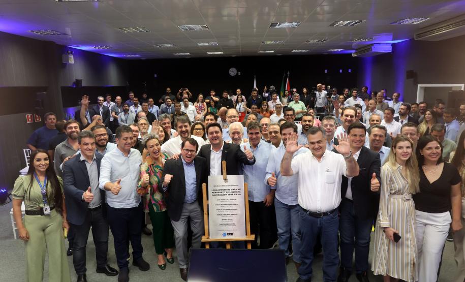 Governador Carlos Massa Ratinho Junior , participa do lançamento das obras do aeroporto de Londrina Foto: Gilson Abreu/AEN