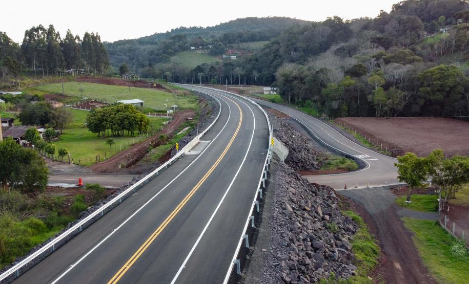 O governador Carlos Massa Ratinho Jr inaugura o Contorno de Francisco Beltrão. Foto: Roberto Dziura Jr/AEN