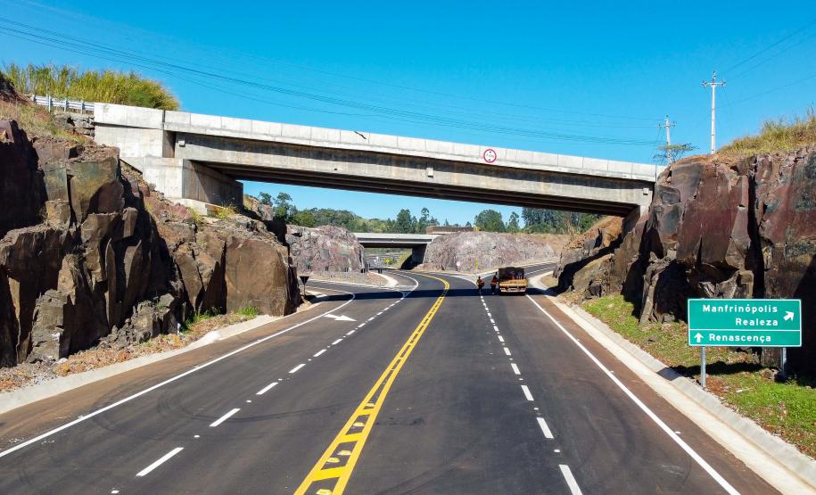 O governador Carlos Massa Ratinho Jr inaugura o Contorno de Francisco Beltrão. Foto: Roberto Dziura Jr/AEN