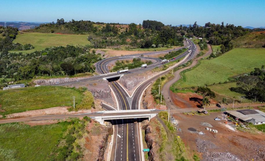 O governador Carlos Massa Ratinho Jr inaugura o Contorno de Francisco Beltrão. Foto: Roberto Dziura Jr/AEN