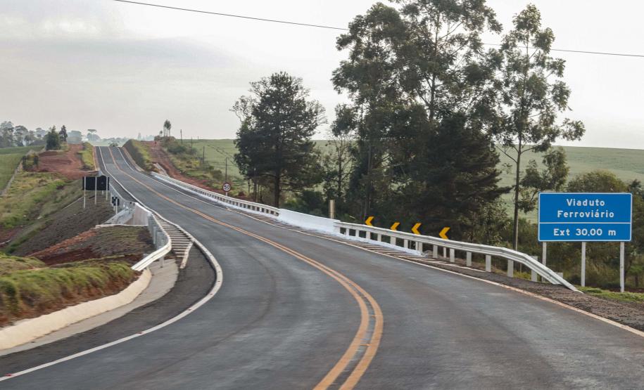 O governador Carlos Massa Ratinho Junior entregou oficialmente nesta quinta-feira (17) o Contorno Sul de Wenceslau Braz, no Norte Pioneiro.  Foto: Roberto Dziura Jr/AEN