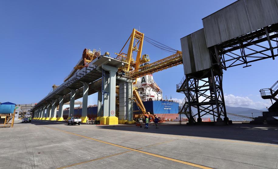 Foto: Claudio Neves/Portos do Paraná