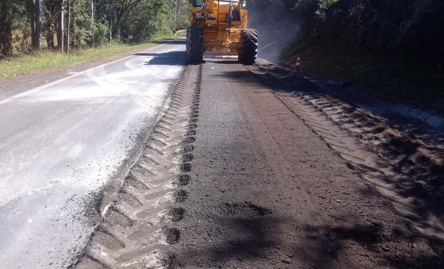 Estado recupera pavimento da PR-090 entre São Jerônimo da Serra e Curiúva Foto: DER
