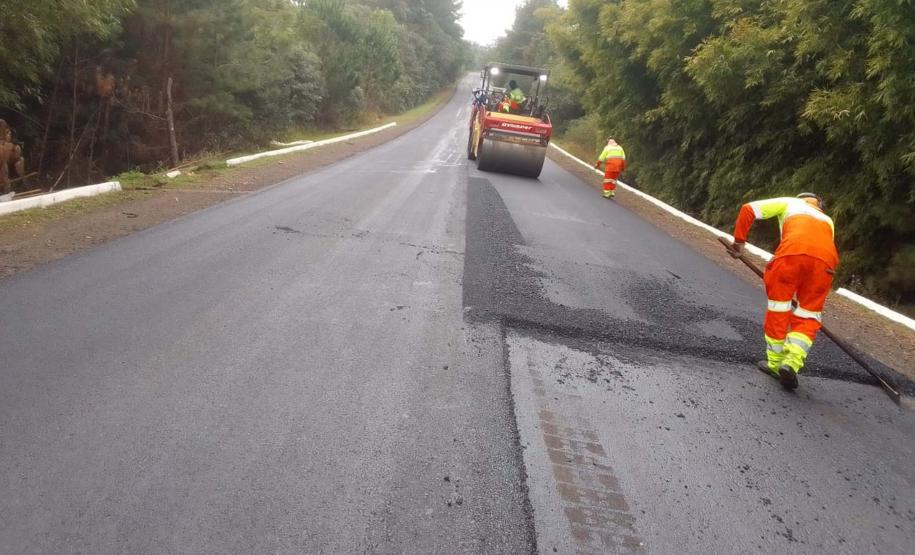 Estado recupera pavimento da PR-090 entre São Jerônimo da Serra e Curiúva Foto: DER