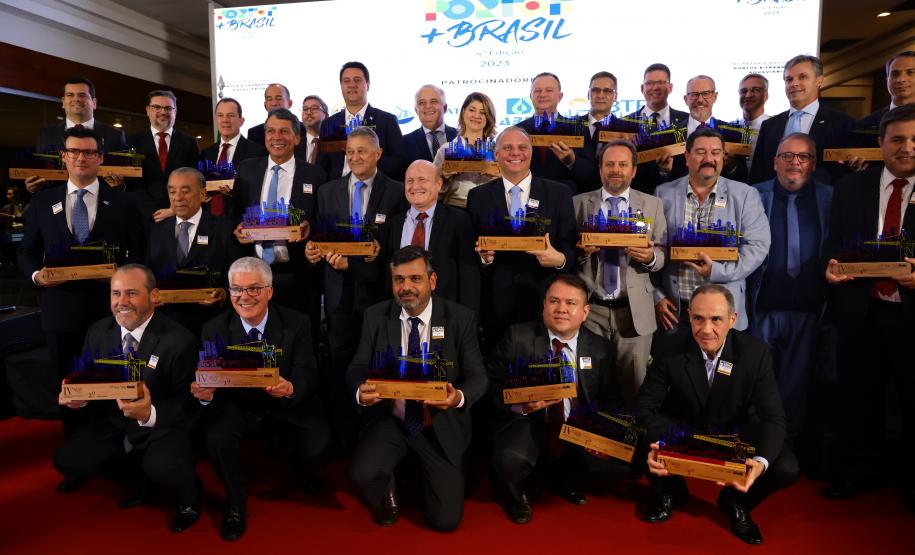 Governador Carlos Massa Ratinho Junior participa da quarta edição do Prêmio Portos + Brasil, promovida pelo Ministério de Portos e Aeroportos na noite desta quarta-feira (9), em Brasília.  Foto: Jonathan Campos/AEN