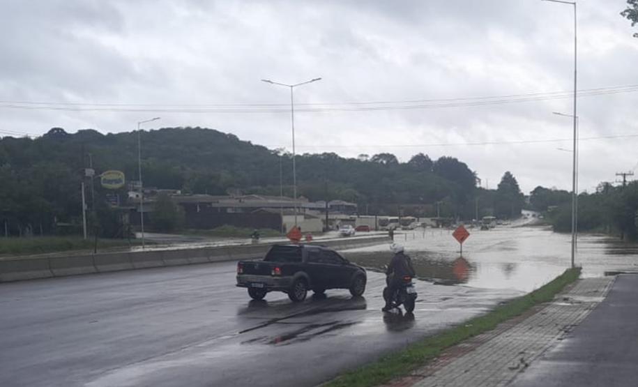 PR-092 em Almirante Tamandaré Foto: DER